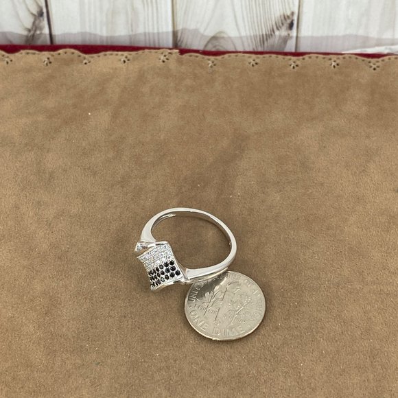 Parrty Time 1/3CT Black Sapphire & 1/3CT CZ's Pave Set in 925 Silver Ring Size 8 - Picture 4 of 5